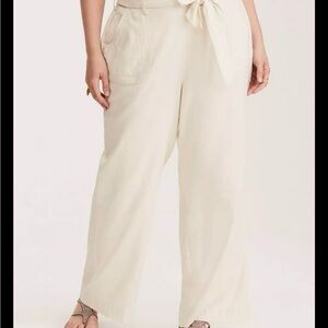 Torrid Cream Wide-Leg Pants